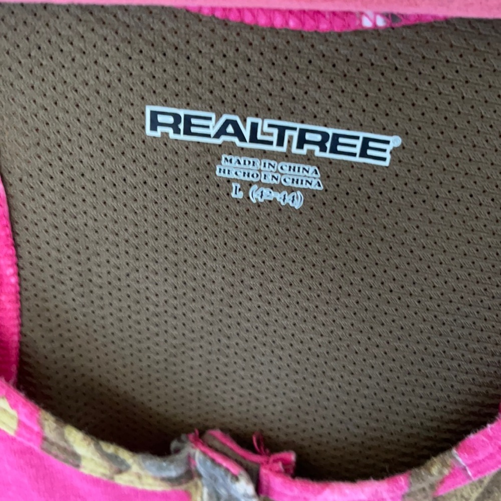 Realtree Tank Top - Picture 3 of 3